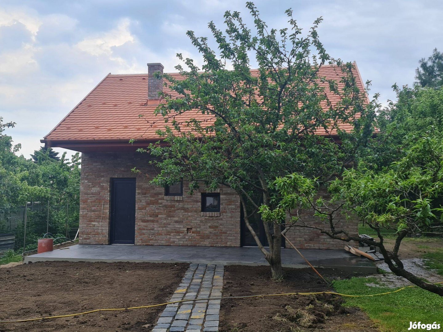 Hidegburkoló, kőműves szakembereket keresünk