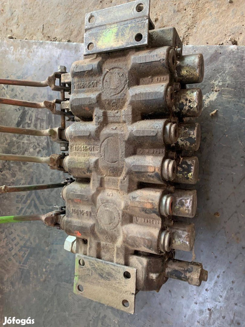 Hidraulika (daru) vezértömb eladó