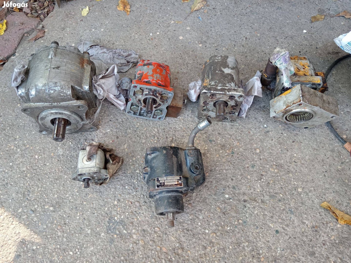 Hidraulika szivattyú szervo szivattyú olajszivatyu