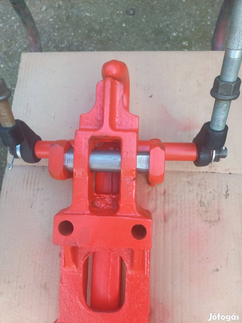 Hidraulikával működtetett kapcsolóhorog(hashúzó)