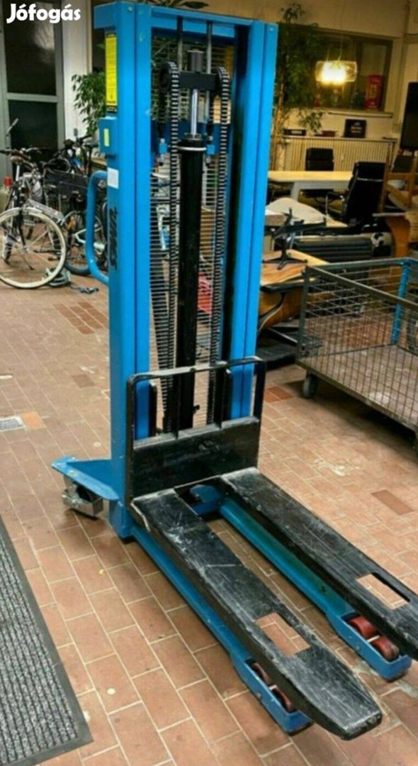 Hidraulikus Magasemelésű raklapemelő 2,5 m
