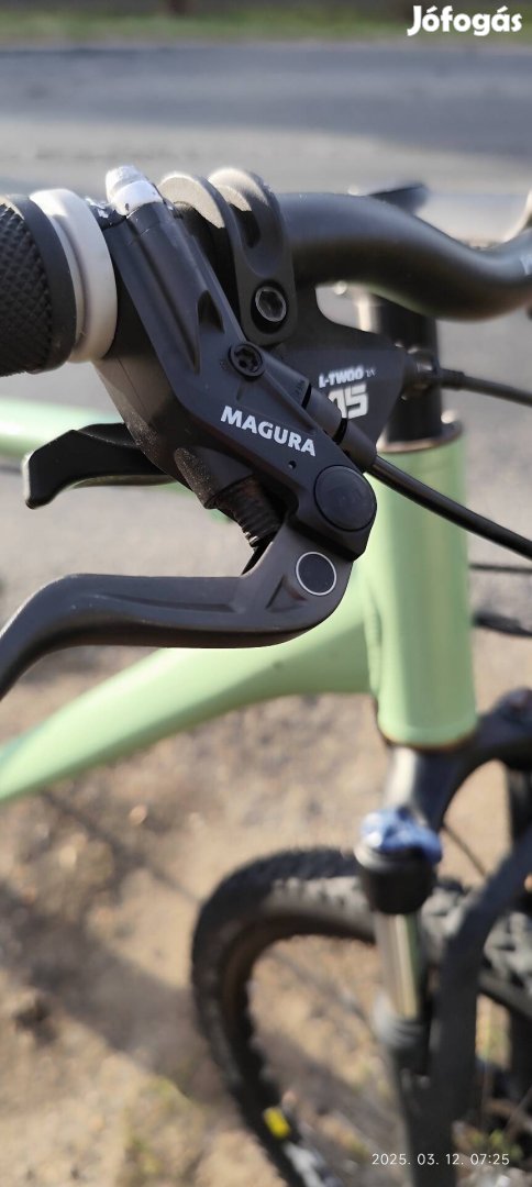 Hidraulikus Tárcsafékes MTB Kerékpár Eladó 