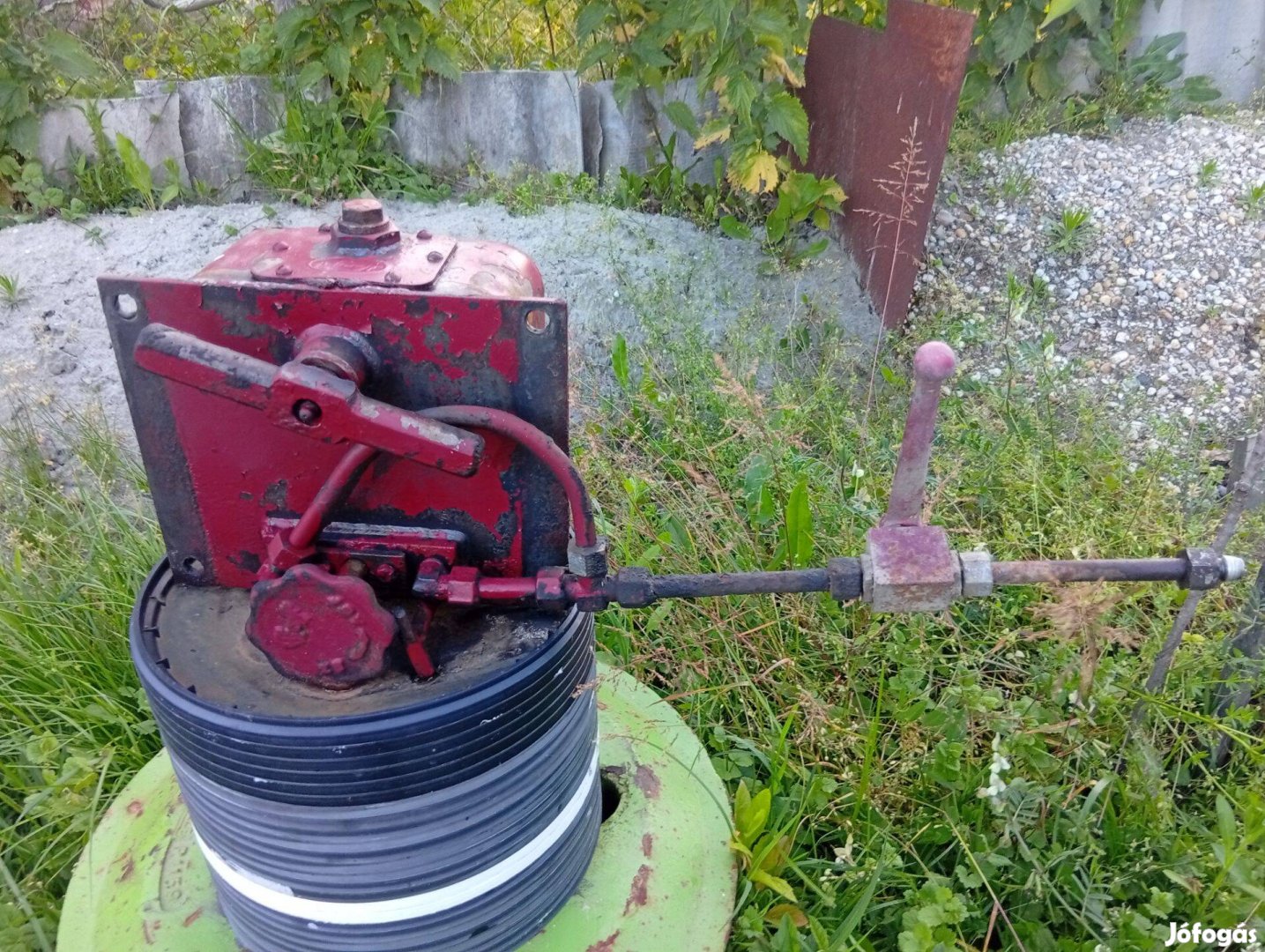 Hidraulikus billentő egység eladó