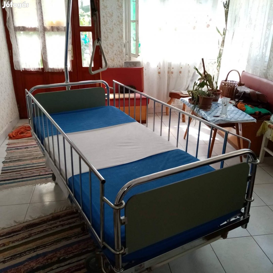 Hidraulikus kórházi ágy matraccal