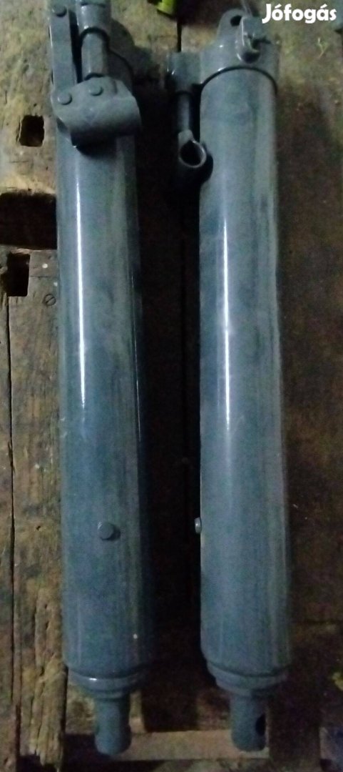 Hidraulikus munkahengerek