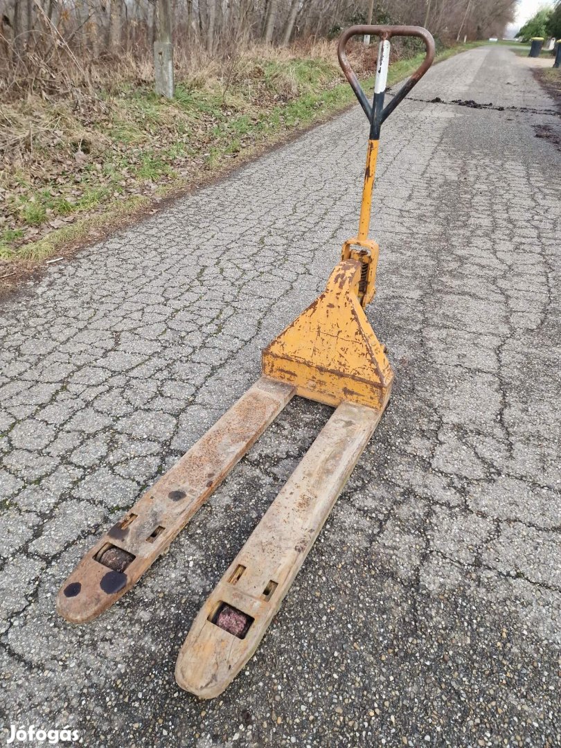 Hidraulikus raklapemelő béka erősjancsi 