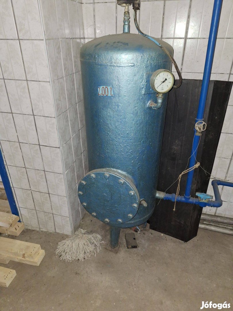 Hidrofor tartály 200 L