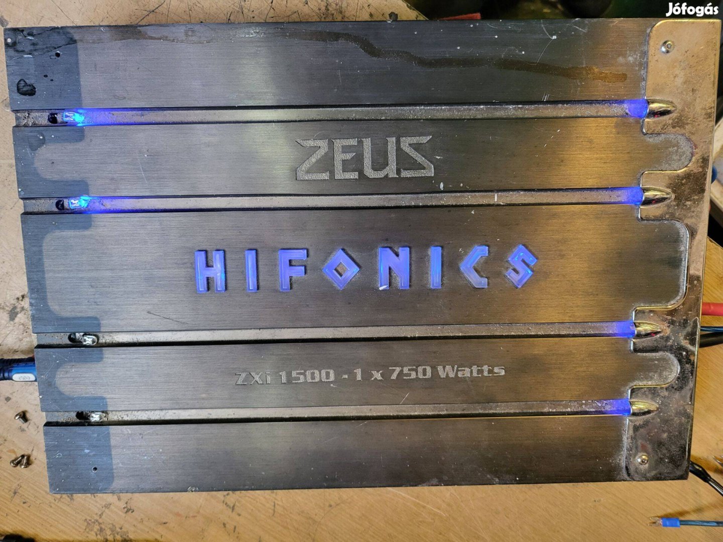 Hifonics Zxi1500 erősítő