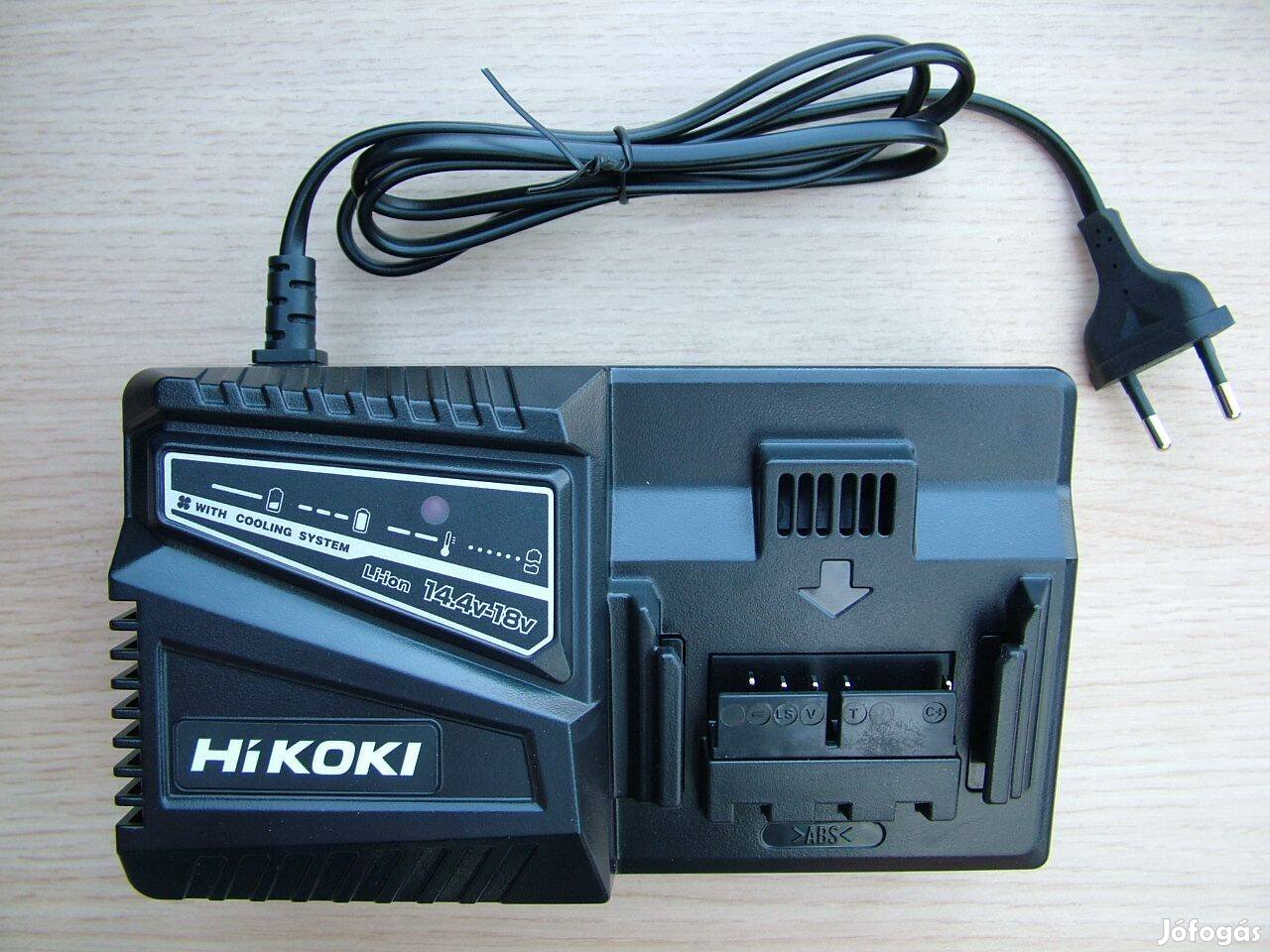 Hikoki UC18Yfsl akkutöltő
