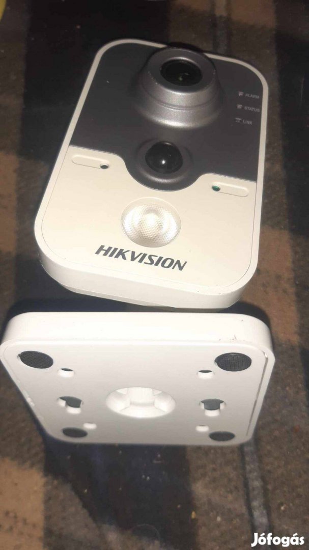 Hikvision DS-2CD2420F-IW(2.8mm) ip cube kamera