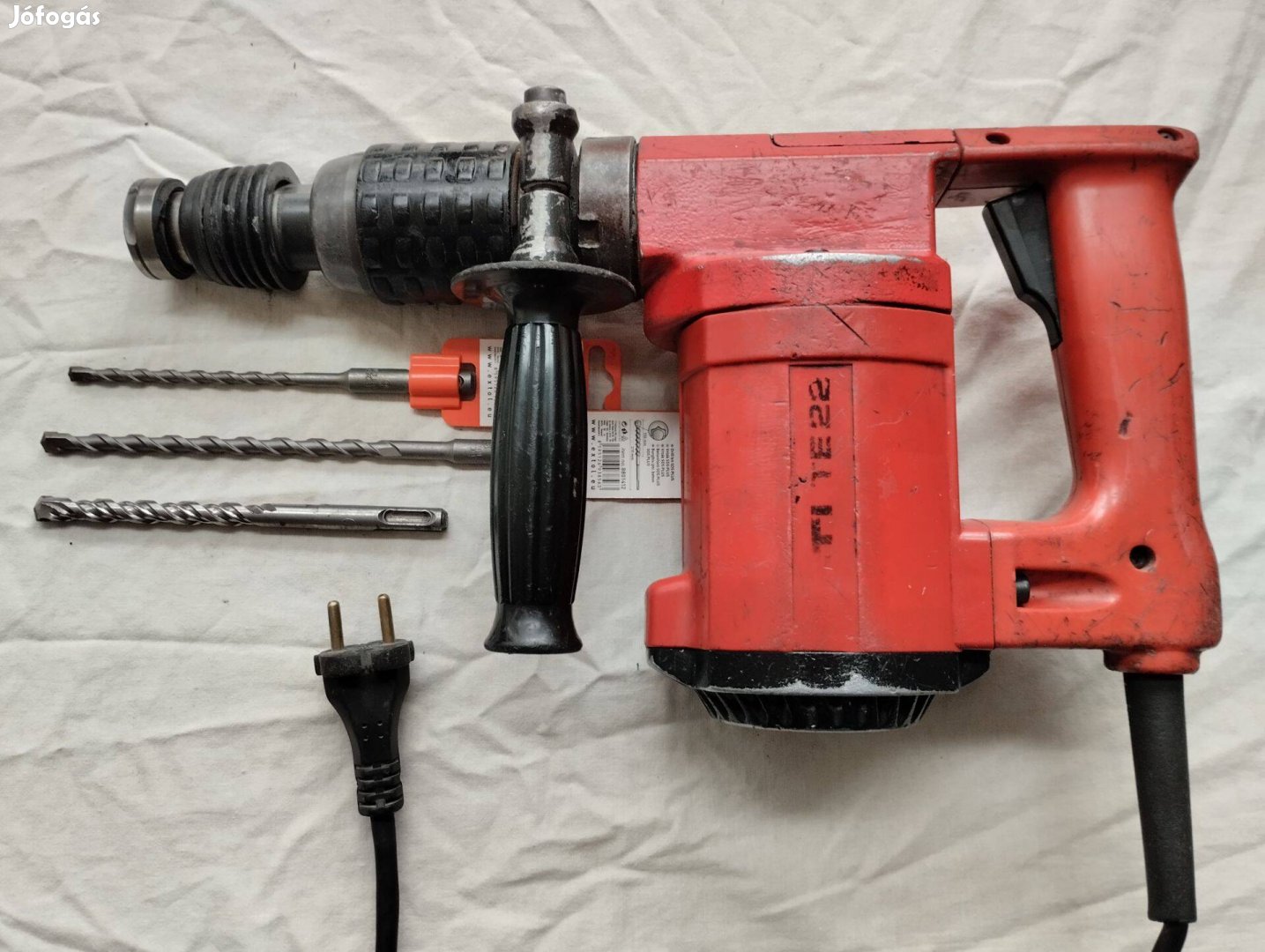 Hilti TE 22 ütvefúrógép + új fúrószárak