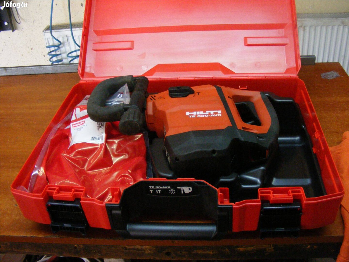 Hilti TE 500 AVR Vésőkalapács Egy Év Garanciával