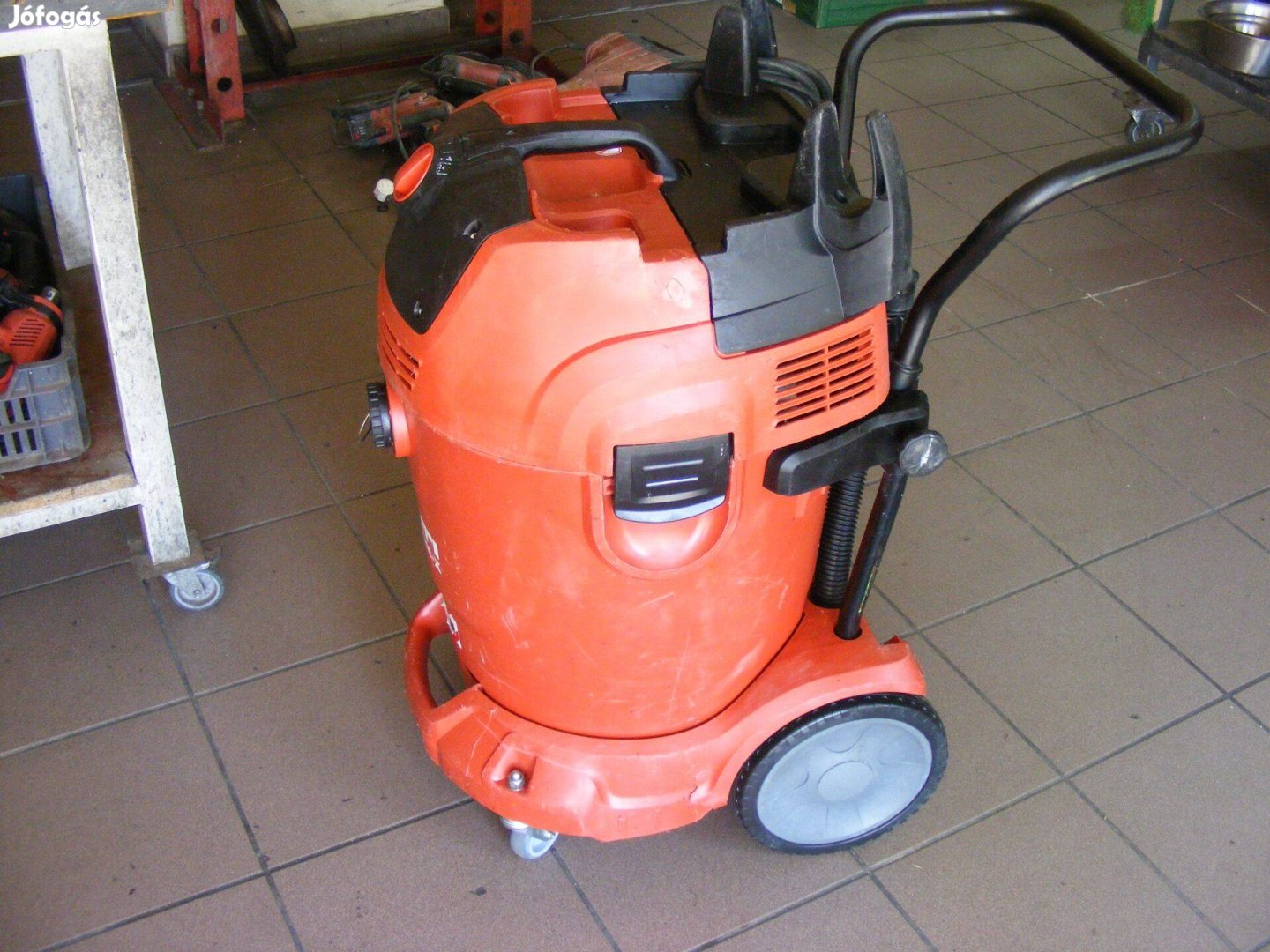 Hilti VC 60 MX Porszívó Garanciával