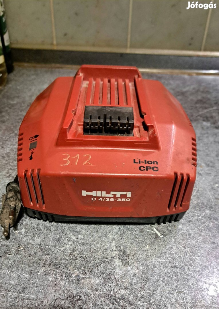 Hilti akku töltő