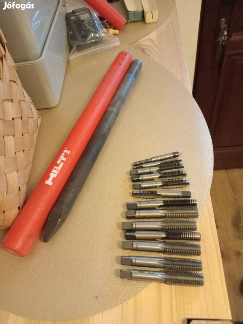 Hilti vésőszár + dörzsár szett