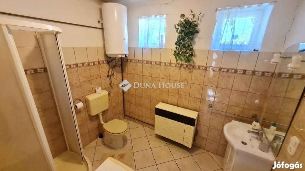 Himesházai 100 nm-es ház eladó