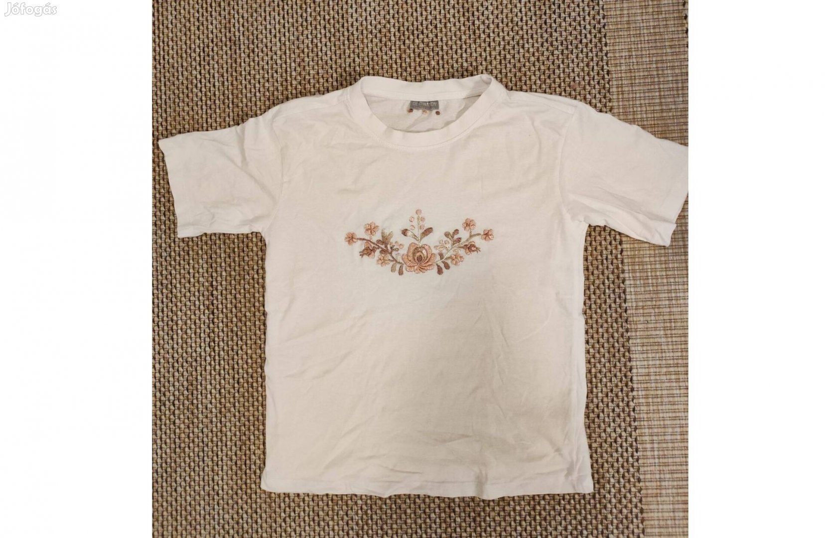 Hímzett lányka póló 156-152 cm