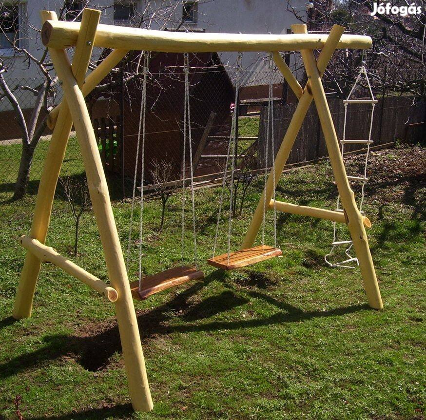 Hintaállvány hintákkal