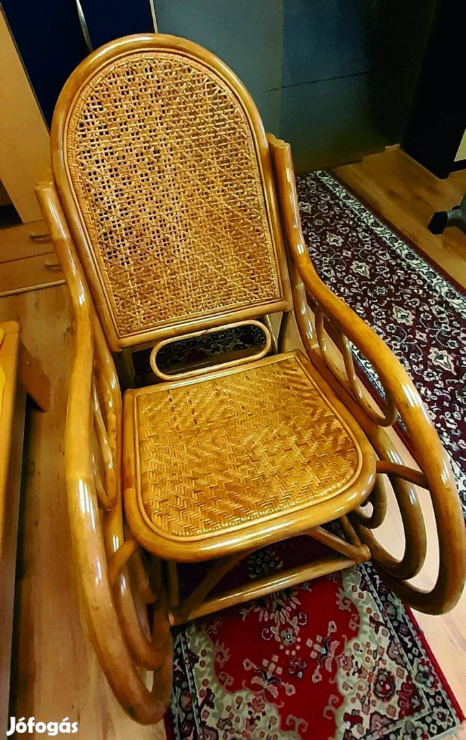 Hintaszék Rattan