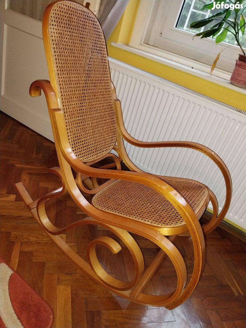 Hintaszék rattan