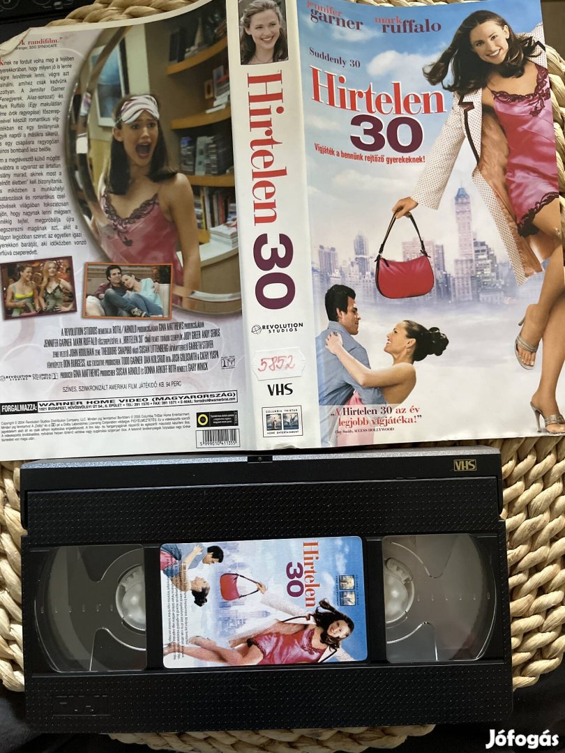 Hirtelen 30 vhs