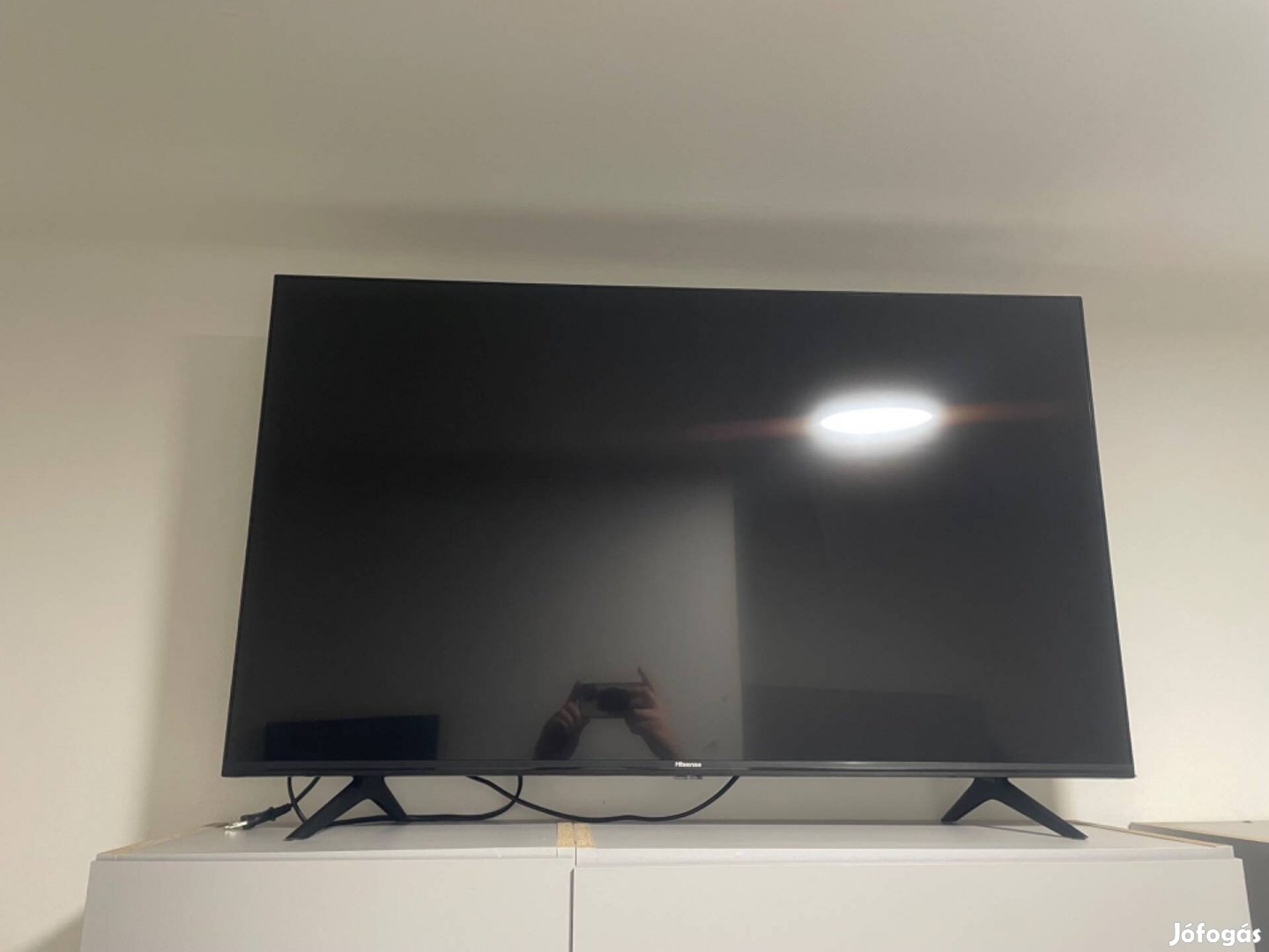 Hisense Smart tv 108cm