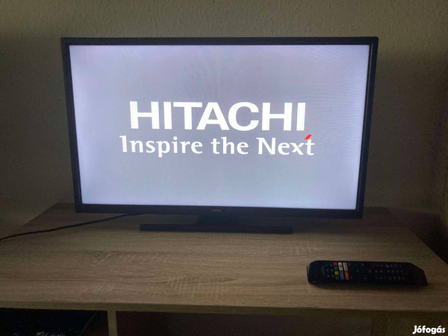 Hitachi 32HE2100 LED Smarttv, 81cm képátló