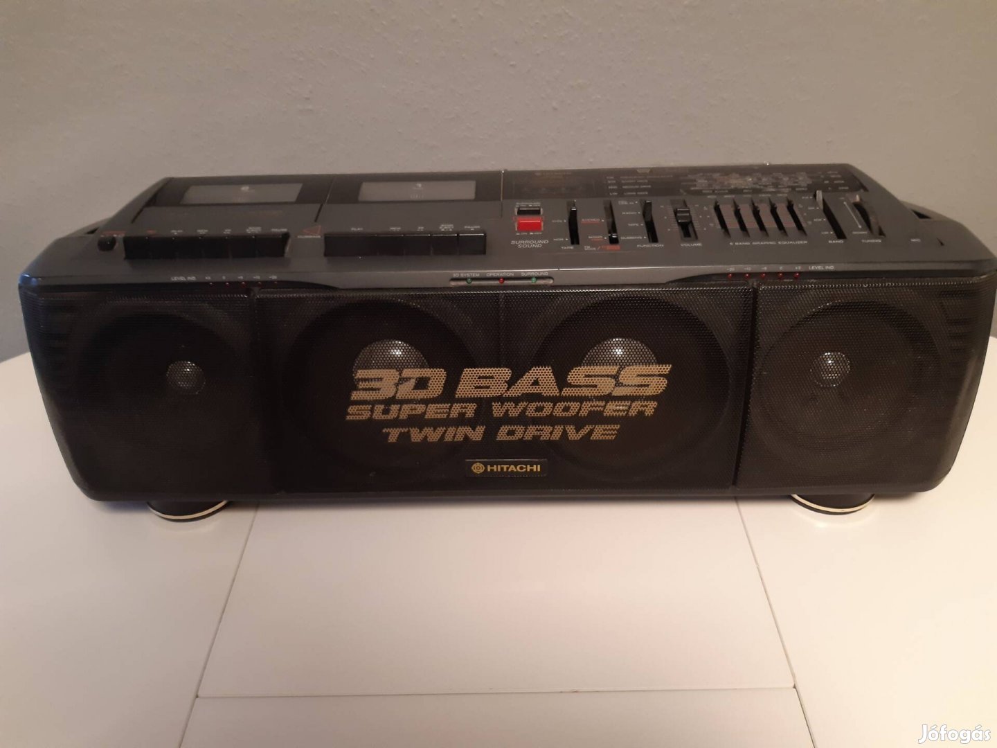 Hitachi TRK 3D88E magnó.