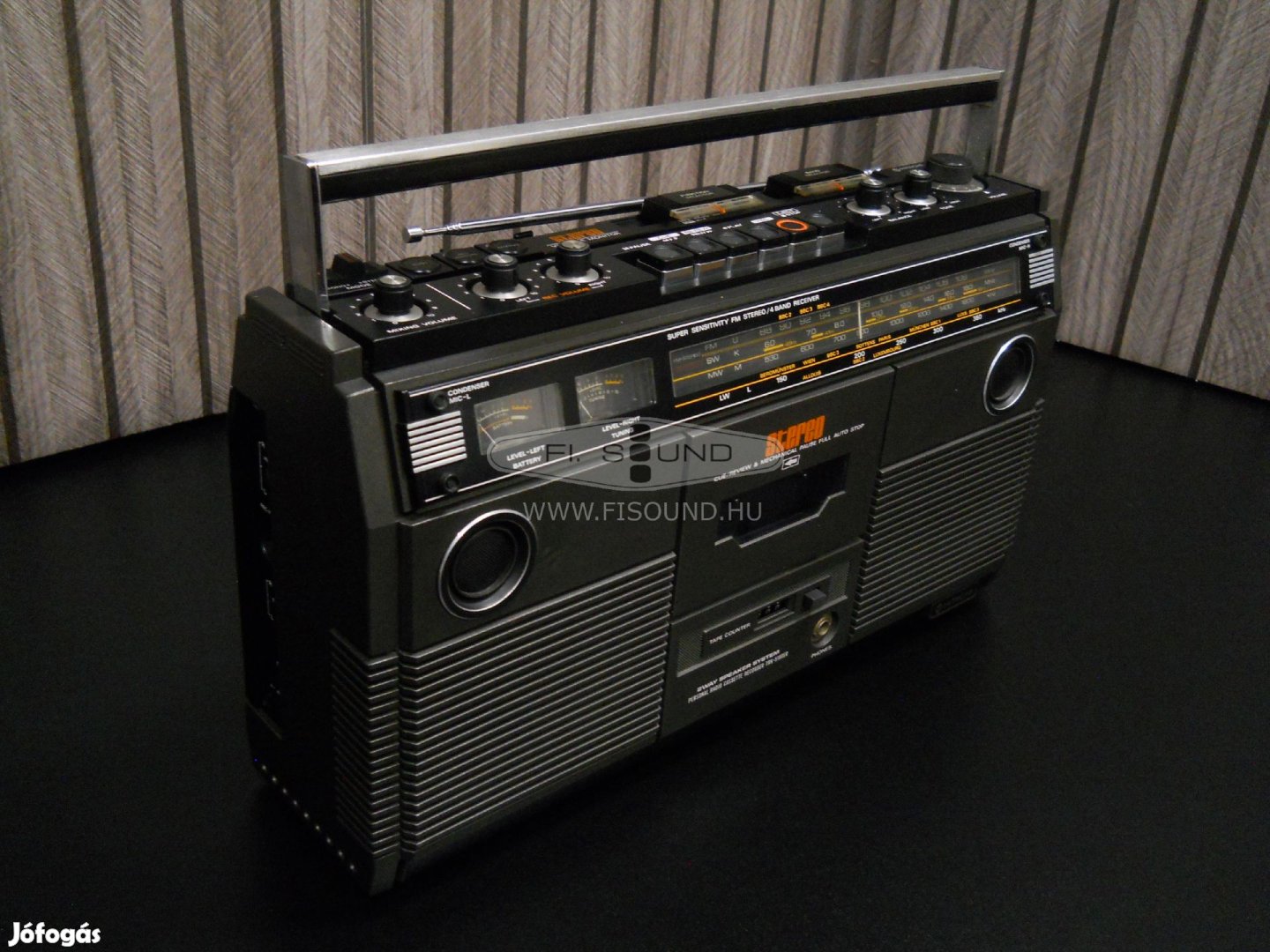 Hitachi TRK-5190ER ,1 kazettás hordozható táskarádió frissen