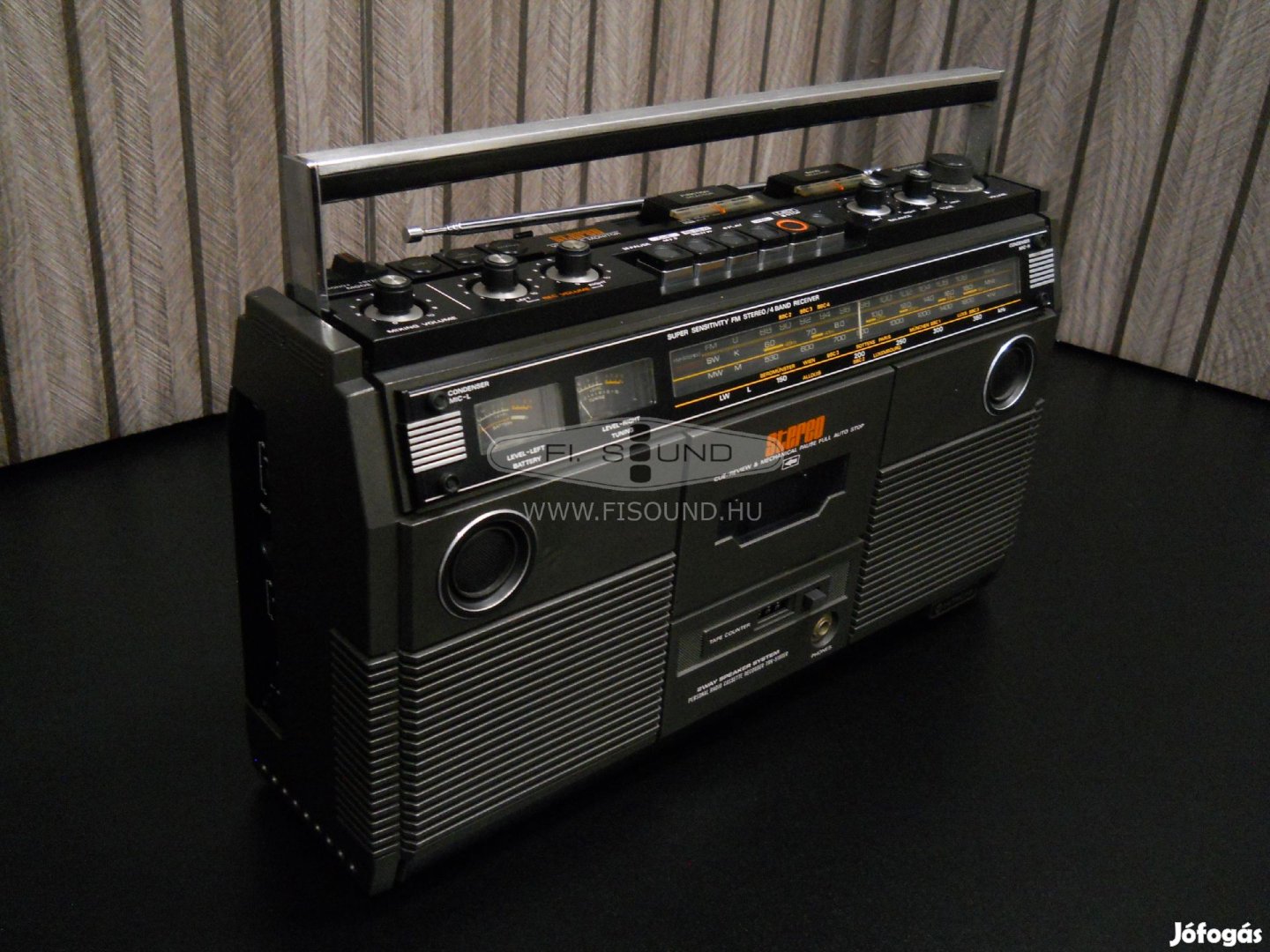 Hitachi TRK-5190ER ,1 kazettás hordozható táskarádió frissen