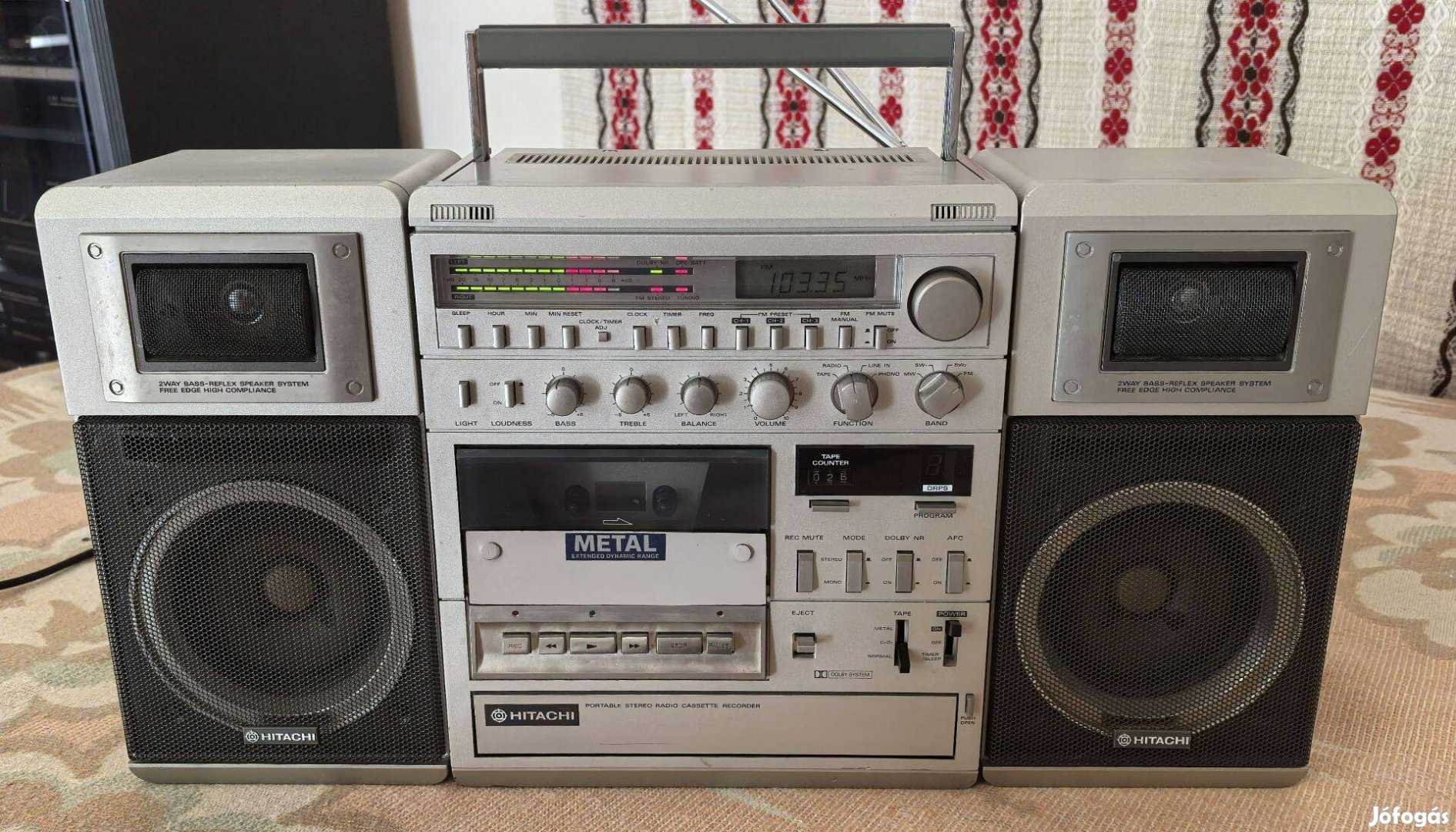 Hitachi TRK-9900W Boombox magnó