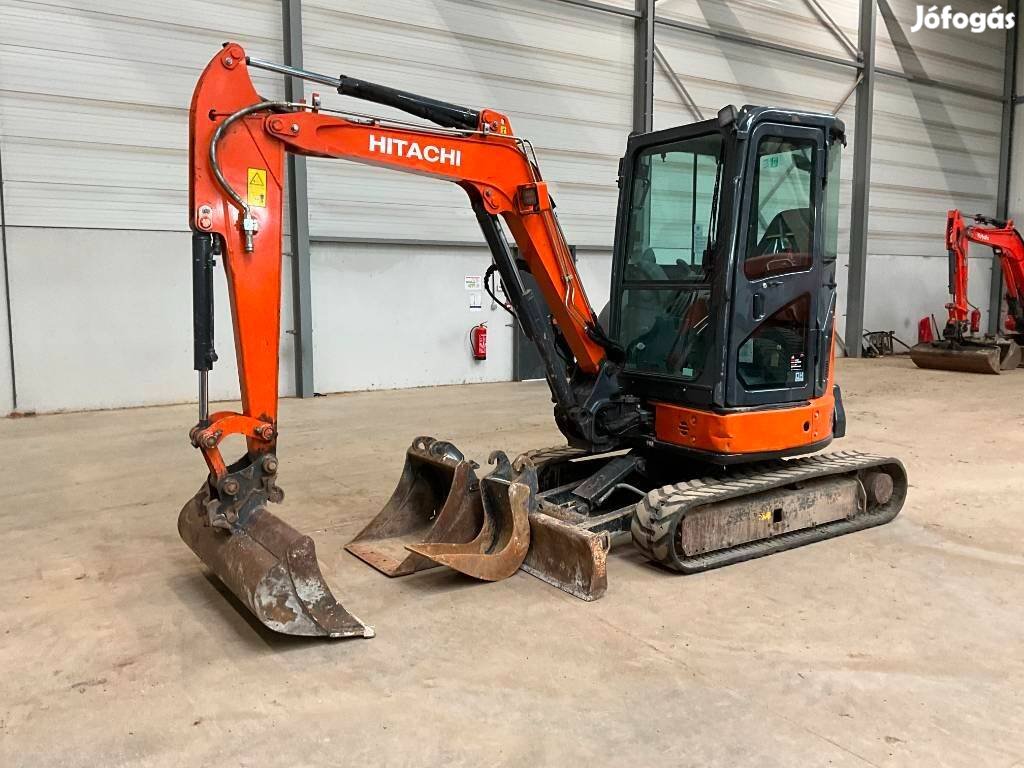 Hitachi Zx 33 U-6 CLR Mini Kotró / 2.557 üzemóra / Lízing 20%-t
