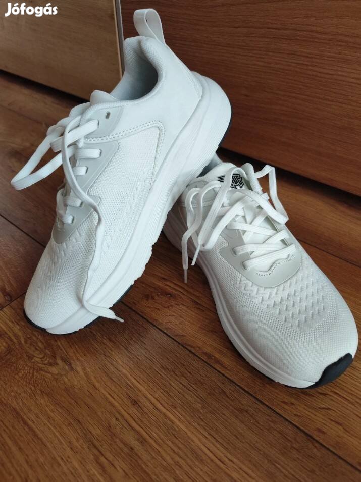 Hive új 40 sportcipő 