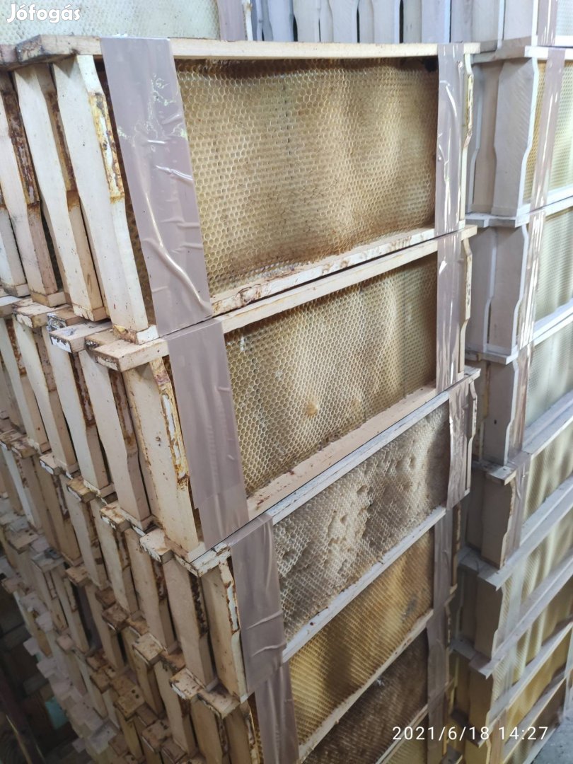 Hízlalt 12NB keret, műlépezett keret,