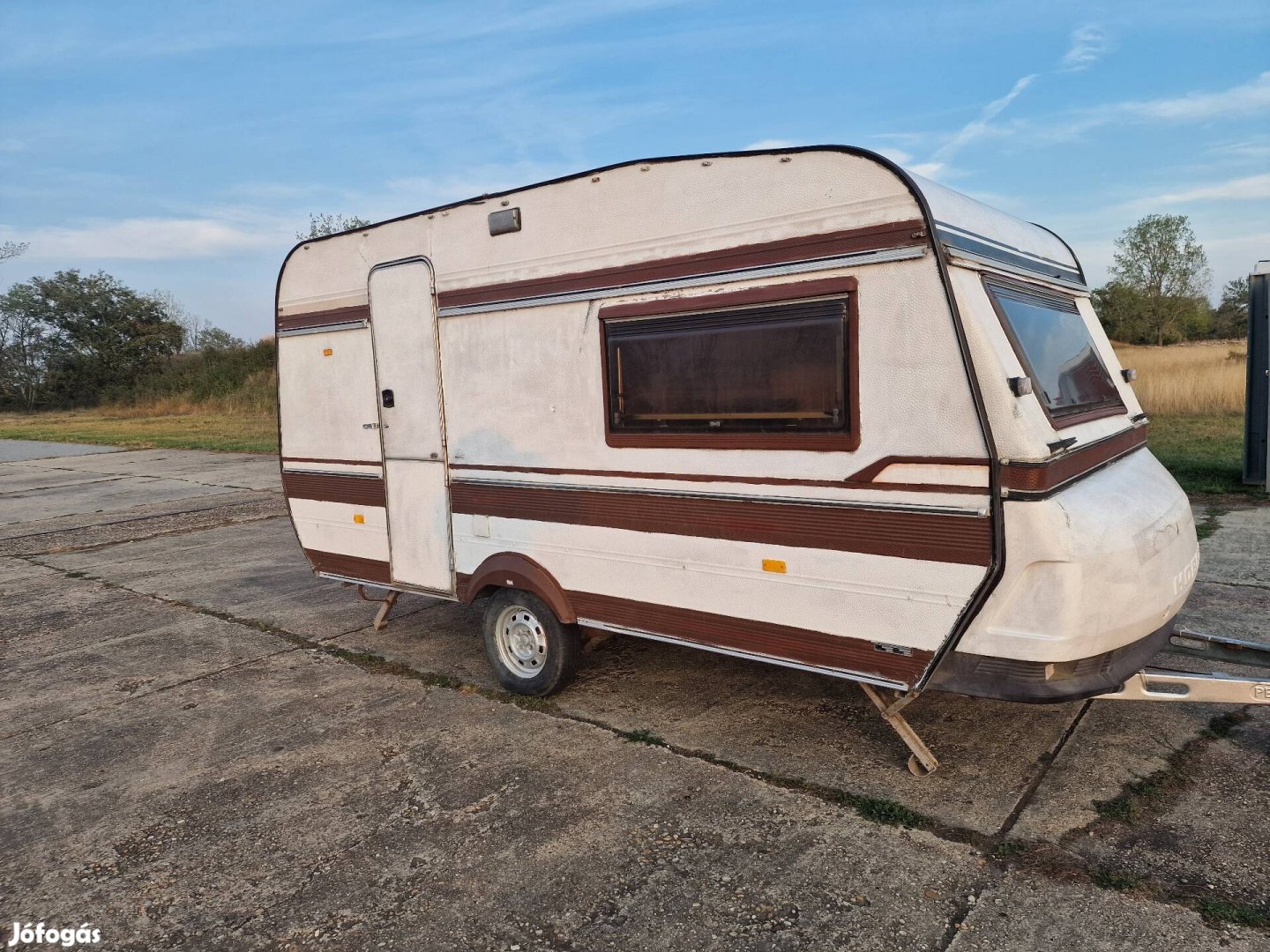 Hobby 425 magyar papiros, érvényes muszakis elosatras lakokocsi