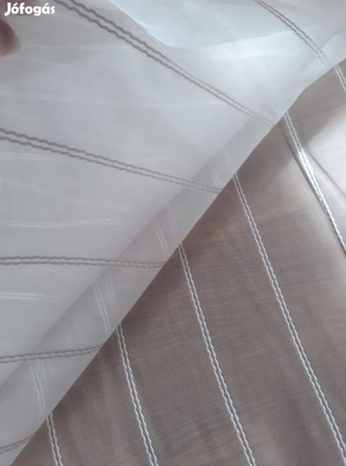 Hófehér csíkos függöny Ólomzsinórral (5,8m x 175 cm) Akció