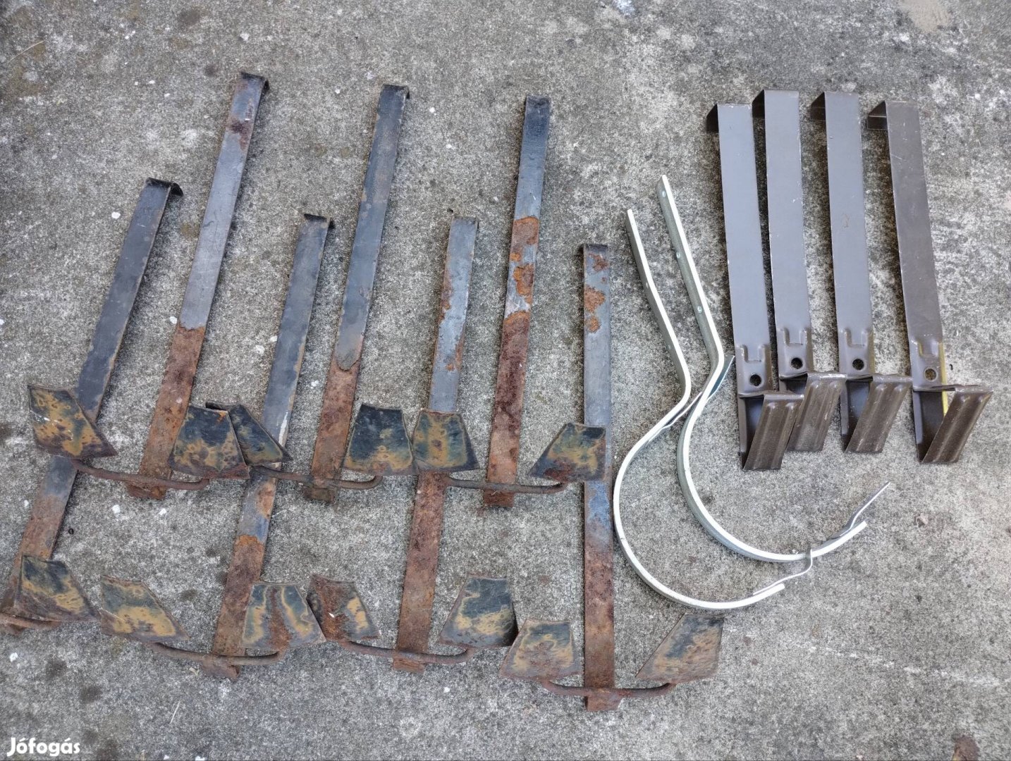 Hófogó és csatornavas