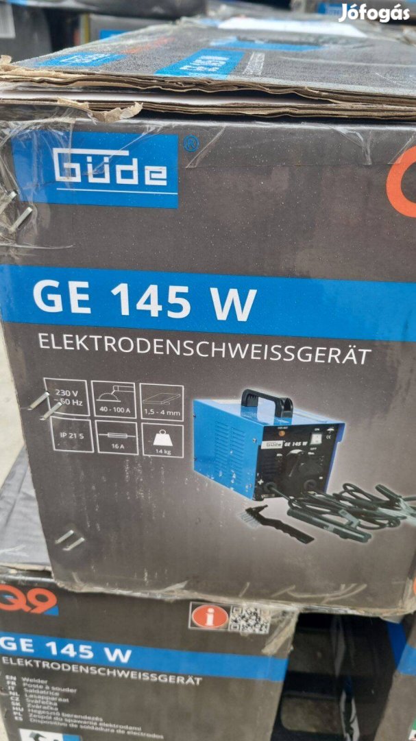 Hőfokszabályzóval, minőségi ívhegesztő tartozékaival,