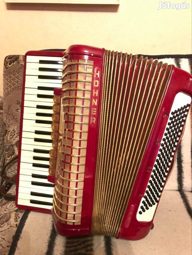 Hohner 120 basszusos harmonika