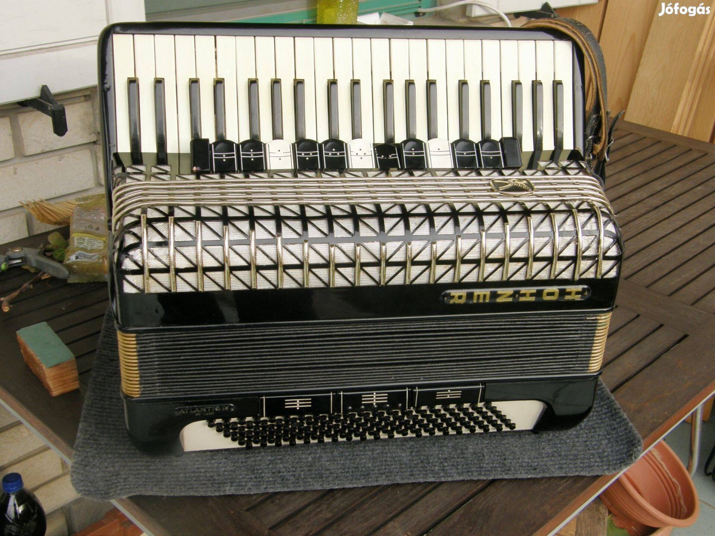 Hohner Atlantic IV deluxe profi 120 b. harmonika tangóharmonika