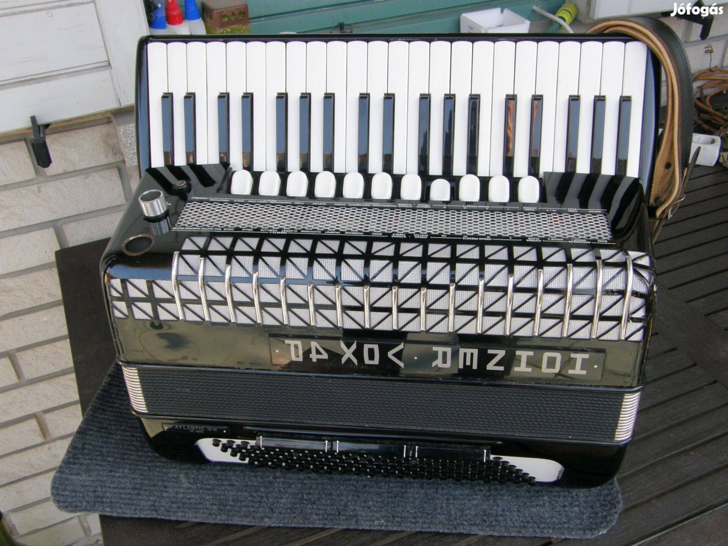 Hohner Atlantic Ivn deluxe 120 bassz. harmonika tangóharmonika
