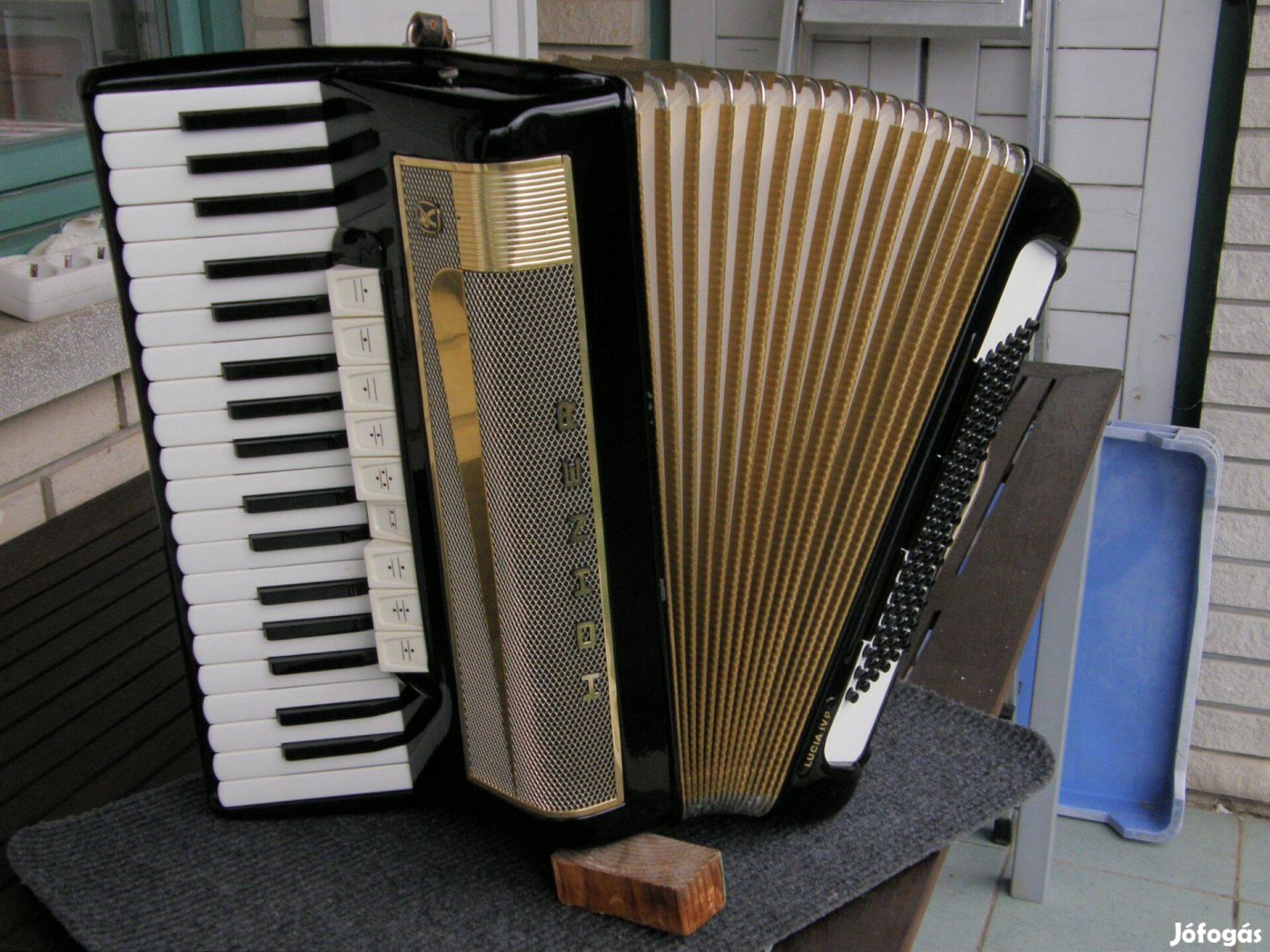 Hohner Lucia IVP profi 96 bassz. harmonika tangóharmonika