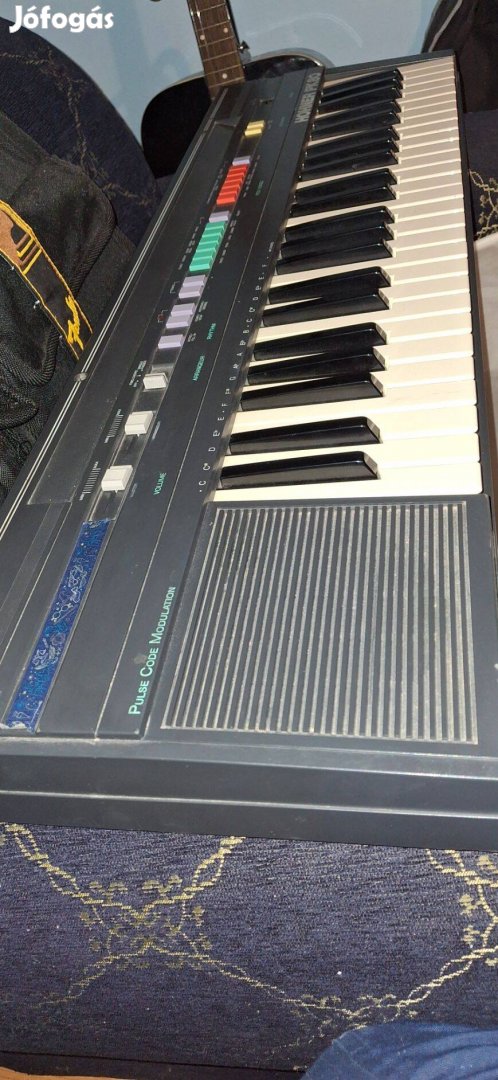 Hohner PK 80 sequencer szintetizátor