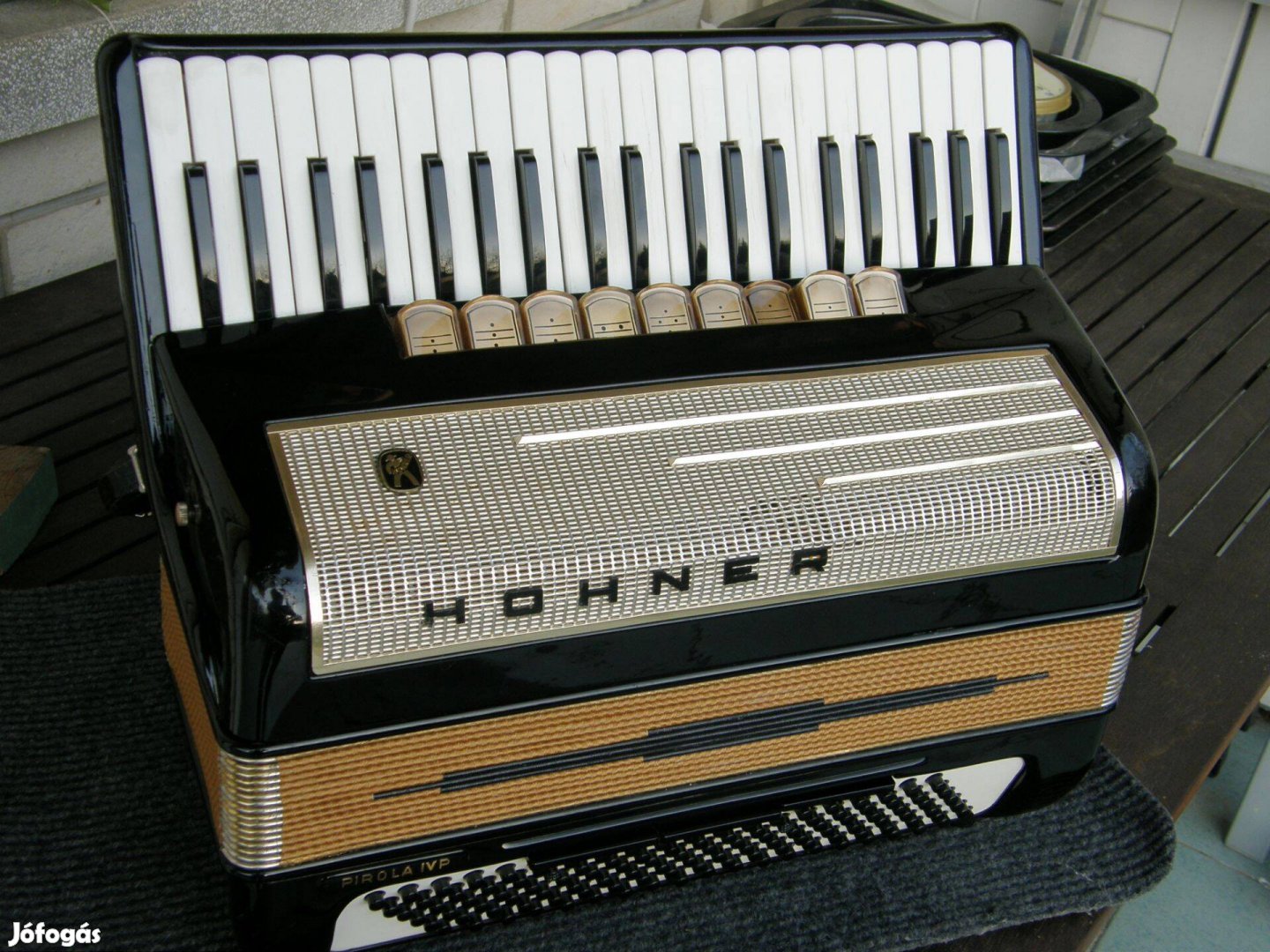 Hohner Pirola IVP 120 bassz. profi harmonika tangóharmonika