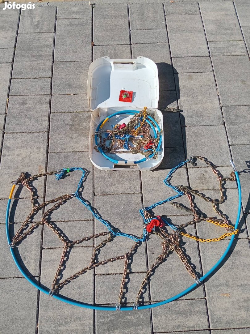 Hólánc személyautóra