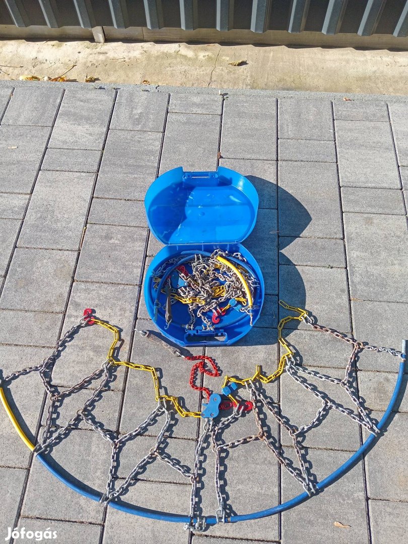 Hólánc személyautóra