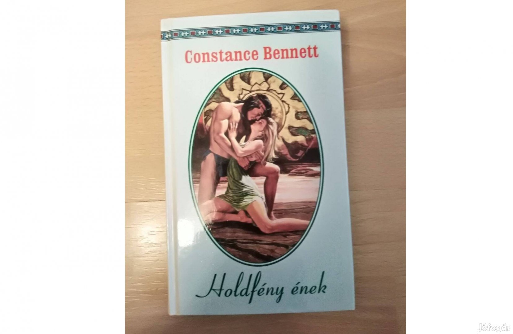 Holdfény ének Constance Bennett könyv