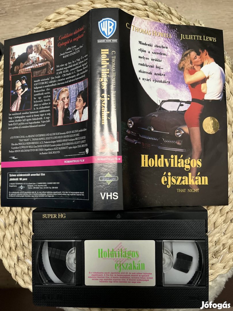 Holdvilágos éjszakán vhs film