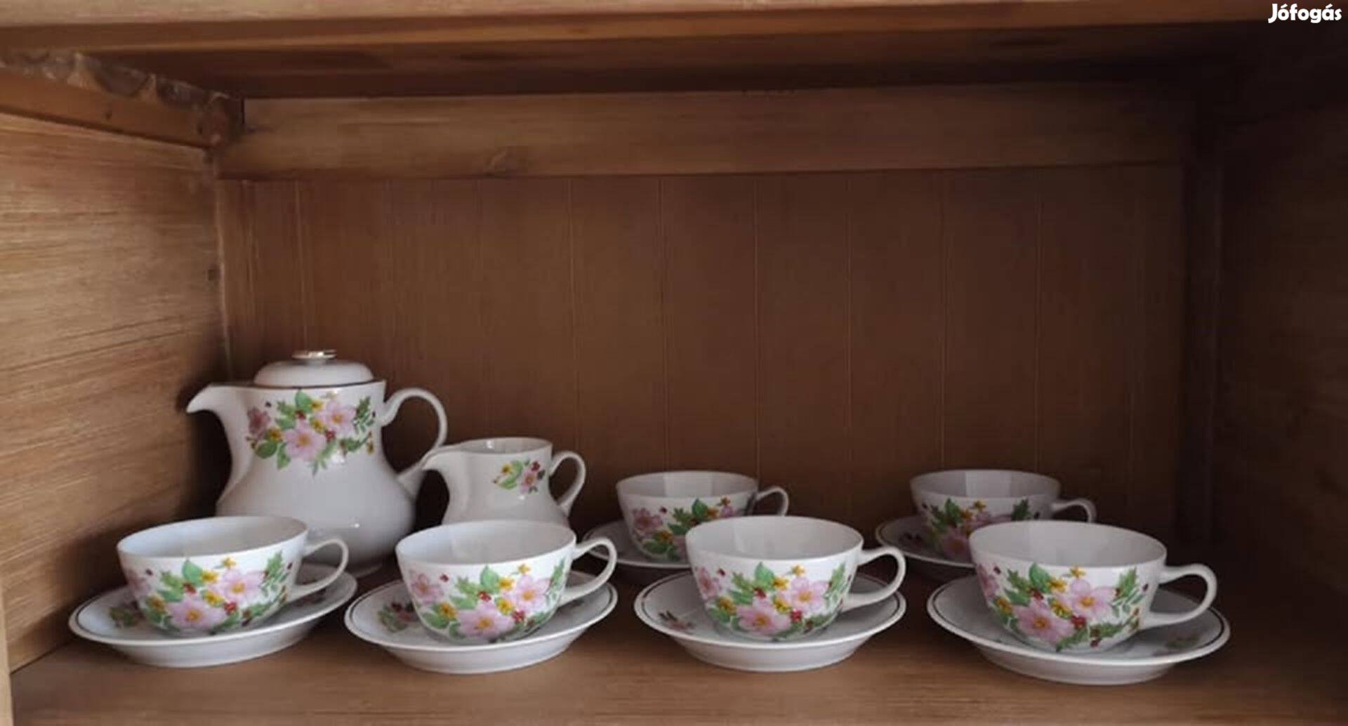 Hollóházi 6 személyes teás, cappuccinós készlet újszerű állapotban