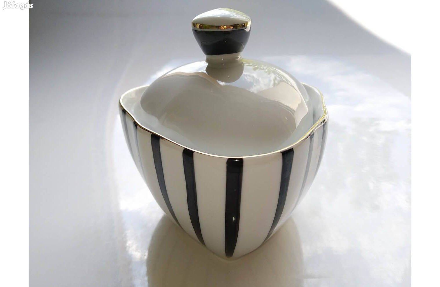 Hollóházi Art Deco porcelán bonbonier, fekete csíkokkal